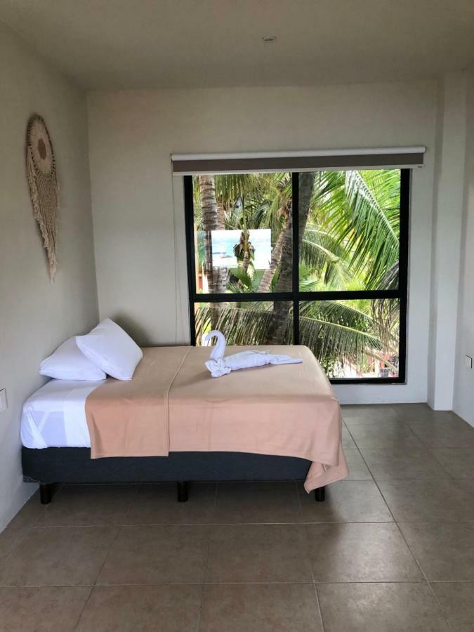 Cuxos Hotel Beachfront Isla Mujeres Ngoại thất bức ảnh